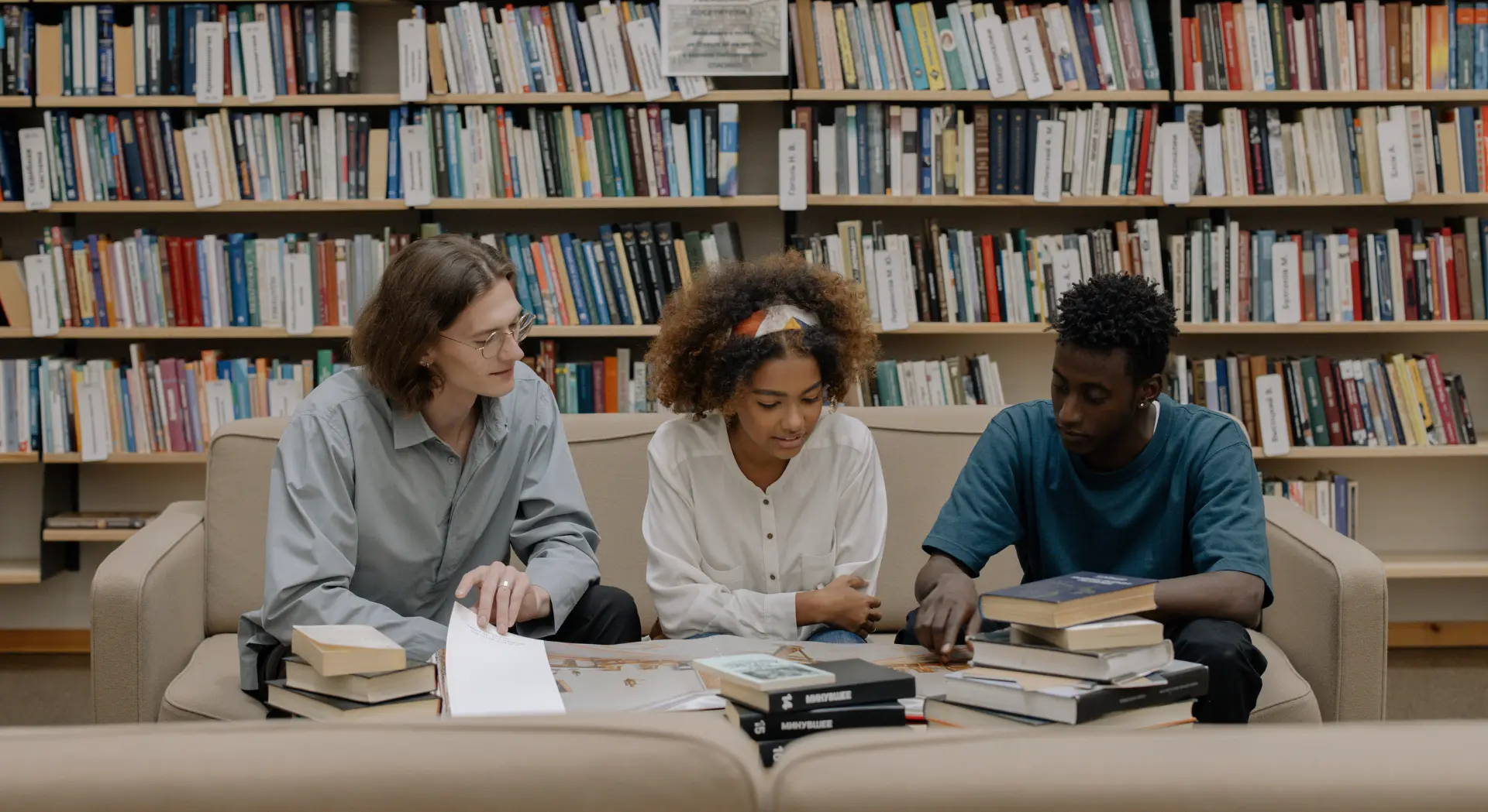 ANU Scholarships & English Requirements 2026: IELTS Minimums, Waivers, Accepted Tests, and Key Rules for International Students - Go Travel Path ANU Scholarships & English Requirements 2026